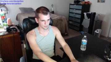 Deviantill  18-12-2021 video busty